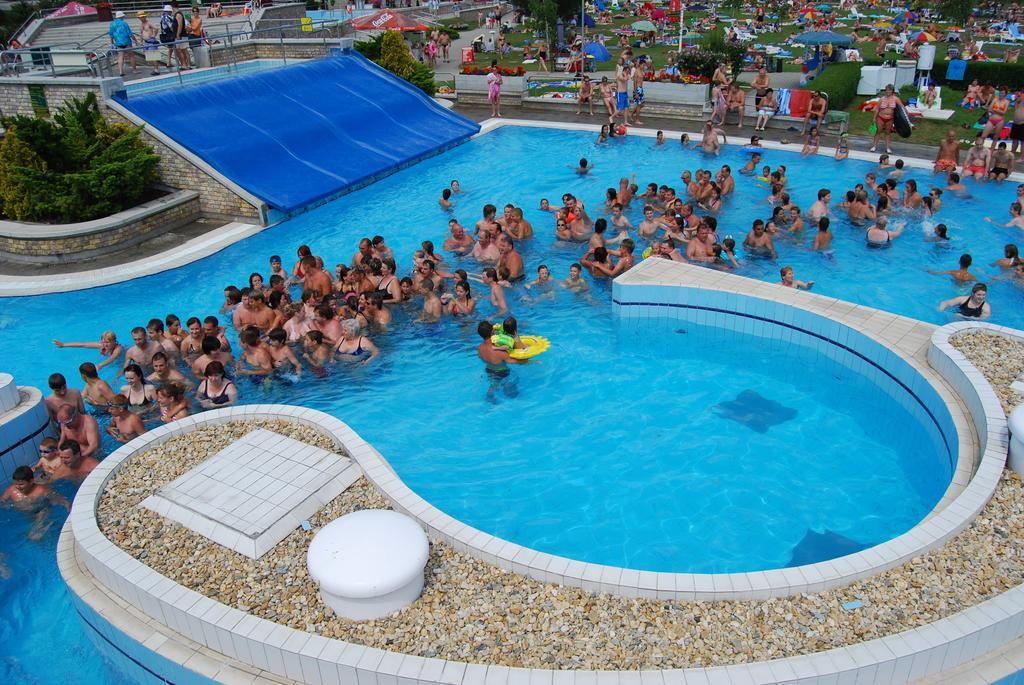Hotel Termal ทิสเซาอีแวรอช ภายนอก รูปภาพ