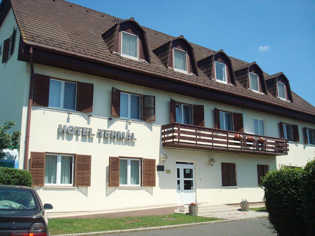 Hotel Termal ทิสเซาอีแวรอช ภายนอก รูปภาพ