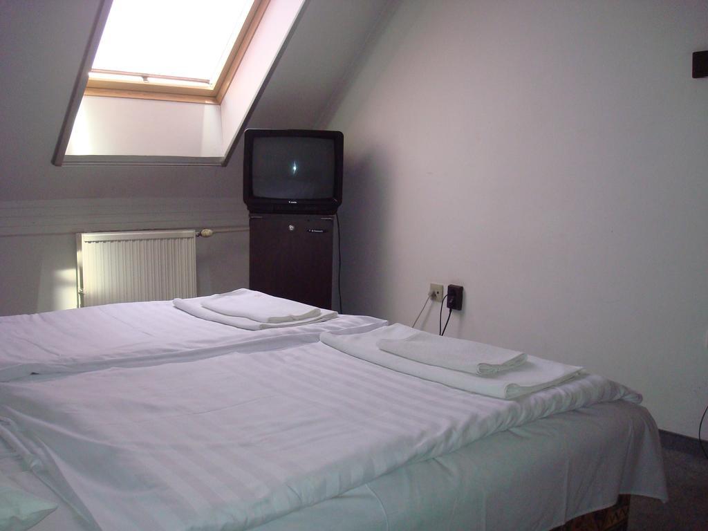 Hotel Termal ทิสเซาอีแวรอช ห้อง รูปภาพ
