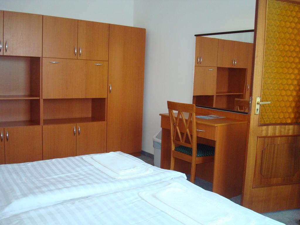 Hotel Termal ทิสเซาอีแวรอช ภายนอก รูปภาพ