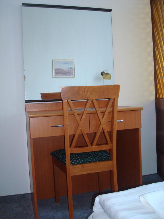 Hotel Termal ทิสเซาอีแวรอช ภายนอก รูปภาพ